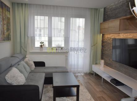 Pronájem bytu, 2+kk, 42 m²