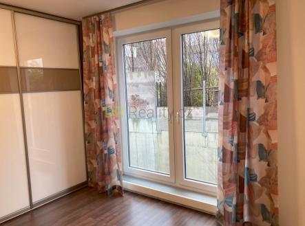 Pronájem bytu, 3+kk, 75 m²
