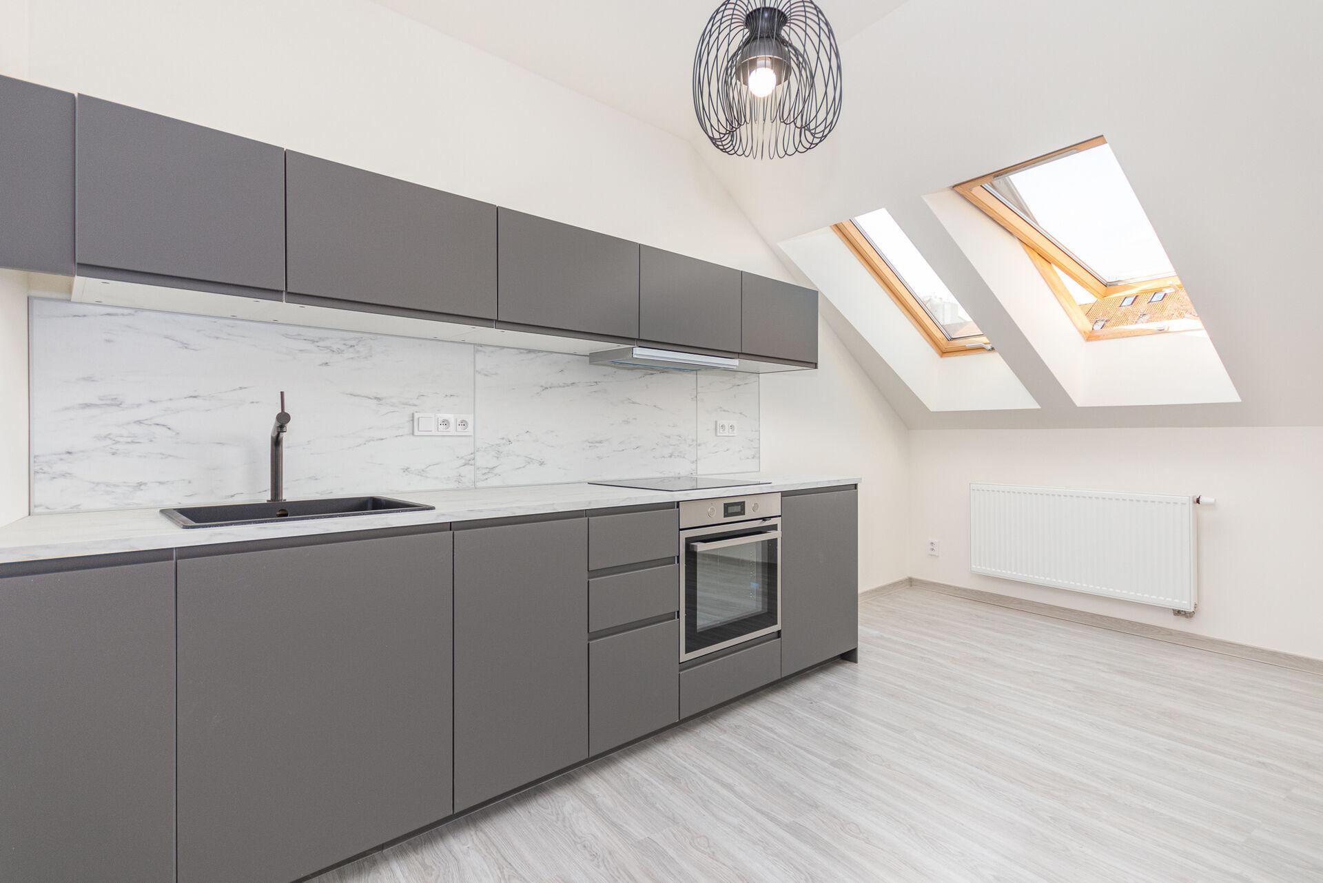 Prodej bytu 2+kk – Košická, Praha 10, 5. NP