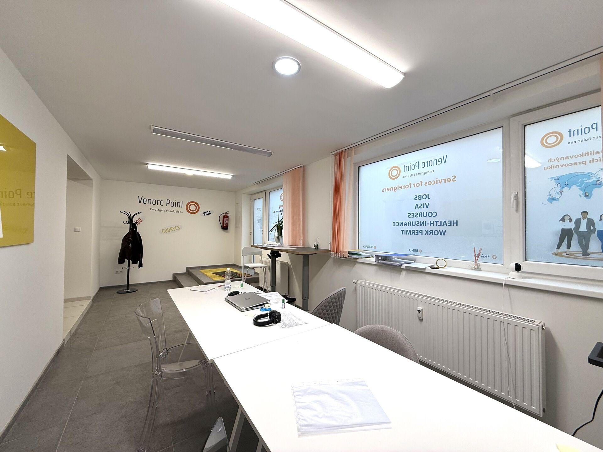 Obchodní prostor -  Staré Vršovice - 56m2