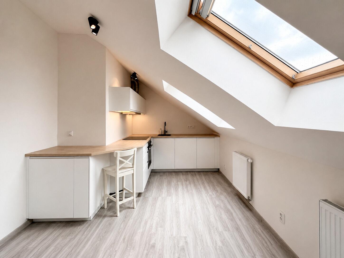 Prodej bytu 2+kk – Košická, Praha 10, 5. NP