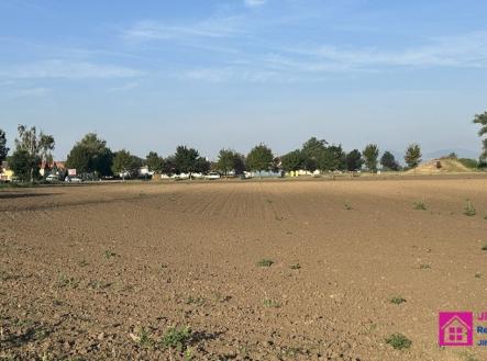 Prodej pozemku pro bydlení, 23 590 m²