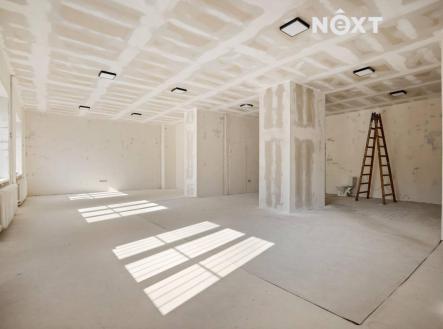 Pronájem komerčního objektu, obchodní centrum, 140 m²