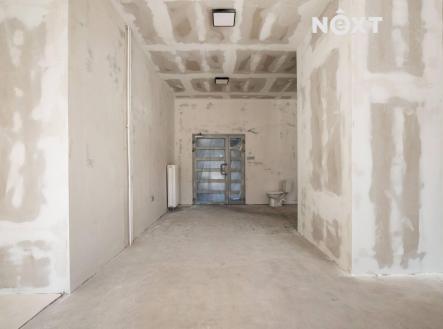 Pronájem komerčního objektu, obchodní centrum, 140 m²