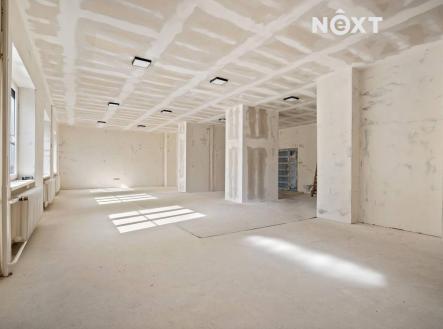 Pronájem komerčního objektu, obchodní centrum, 140 m²