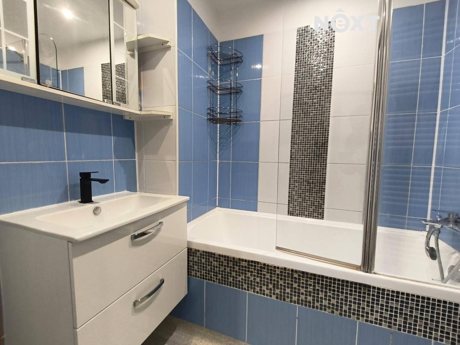 Pronájem byt 3+1, 73㎡