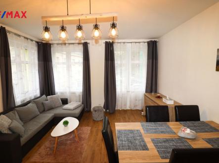 Pronájem bytu, 2+kk, 58 m²