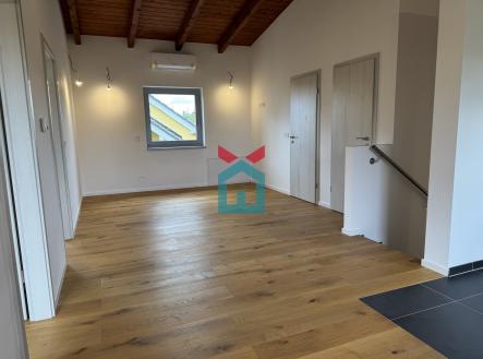 Prodej bytu, 3+kk, 98 m²