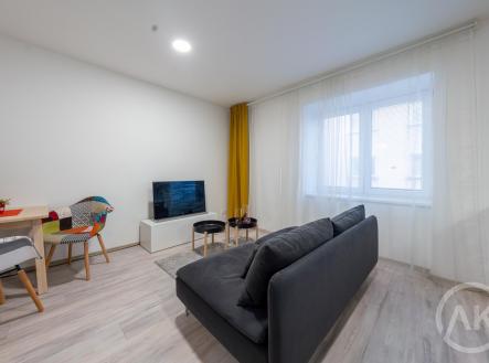 Pronájem bytu, 2+kk, 39 m²