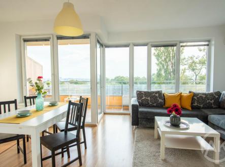 Pronájem bytu, 3+kk, 98 m²