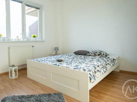 Pronájem bytu, 3+kk, 98 m²