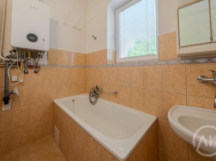 _IMG2019-HDR.jpg