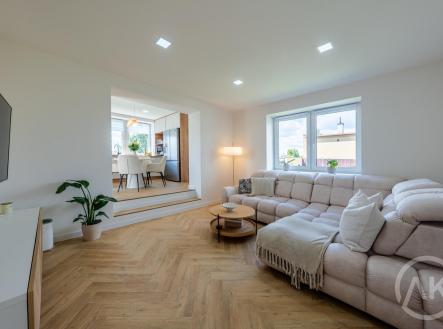 Pronájem bytu, 3+kk, 100 m²