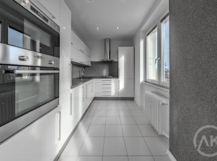 Pronájem bytu, 2+1, 56 m²