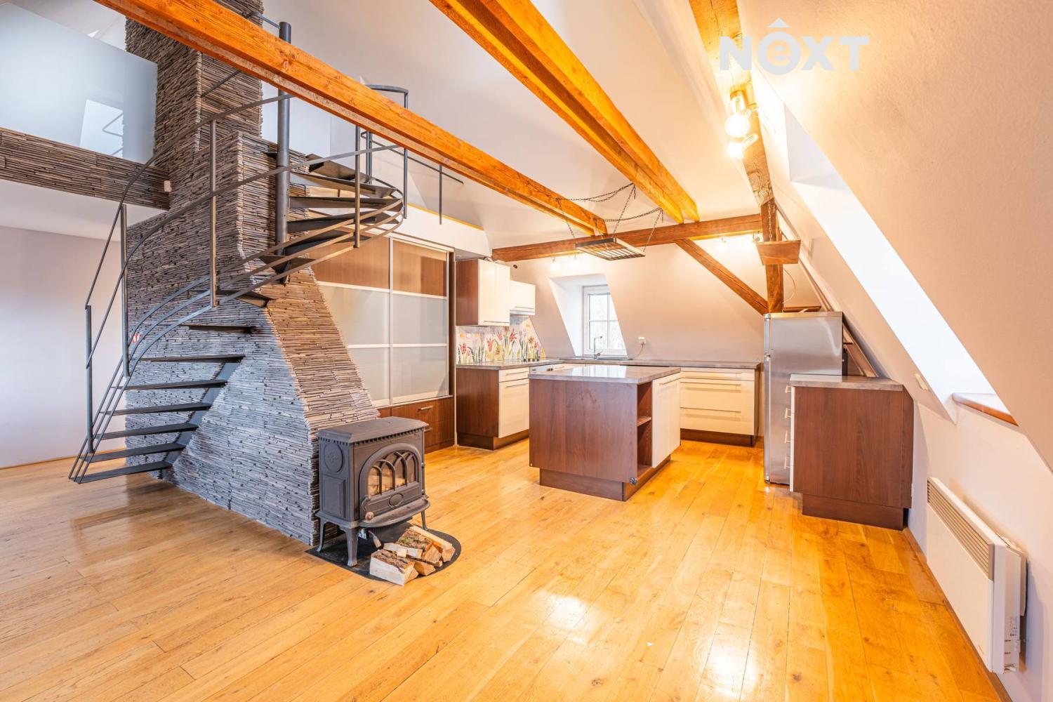 Pronájem byt 2+kk, 83㎡