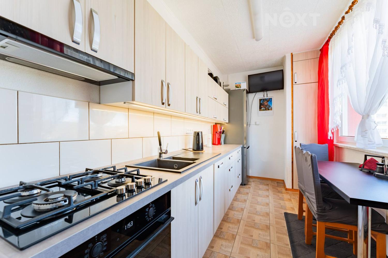 Pronájem byt 3+1, 71㎡