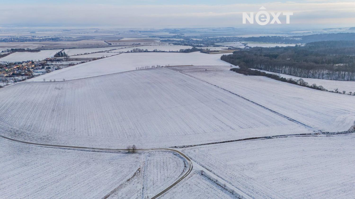 Prodej pozemek Pole, 4218㎡