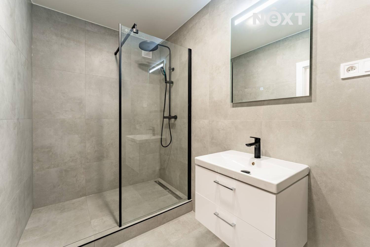 Pronájem byt 3+1, 68㎡