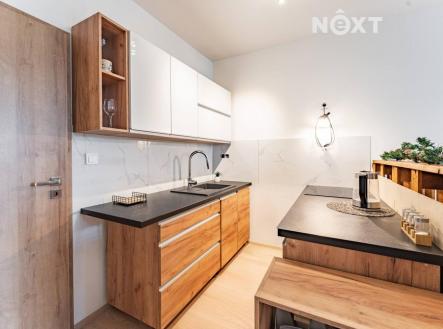 Pronájem bytu, 1+kk, 36 m²