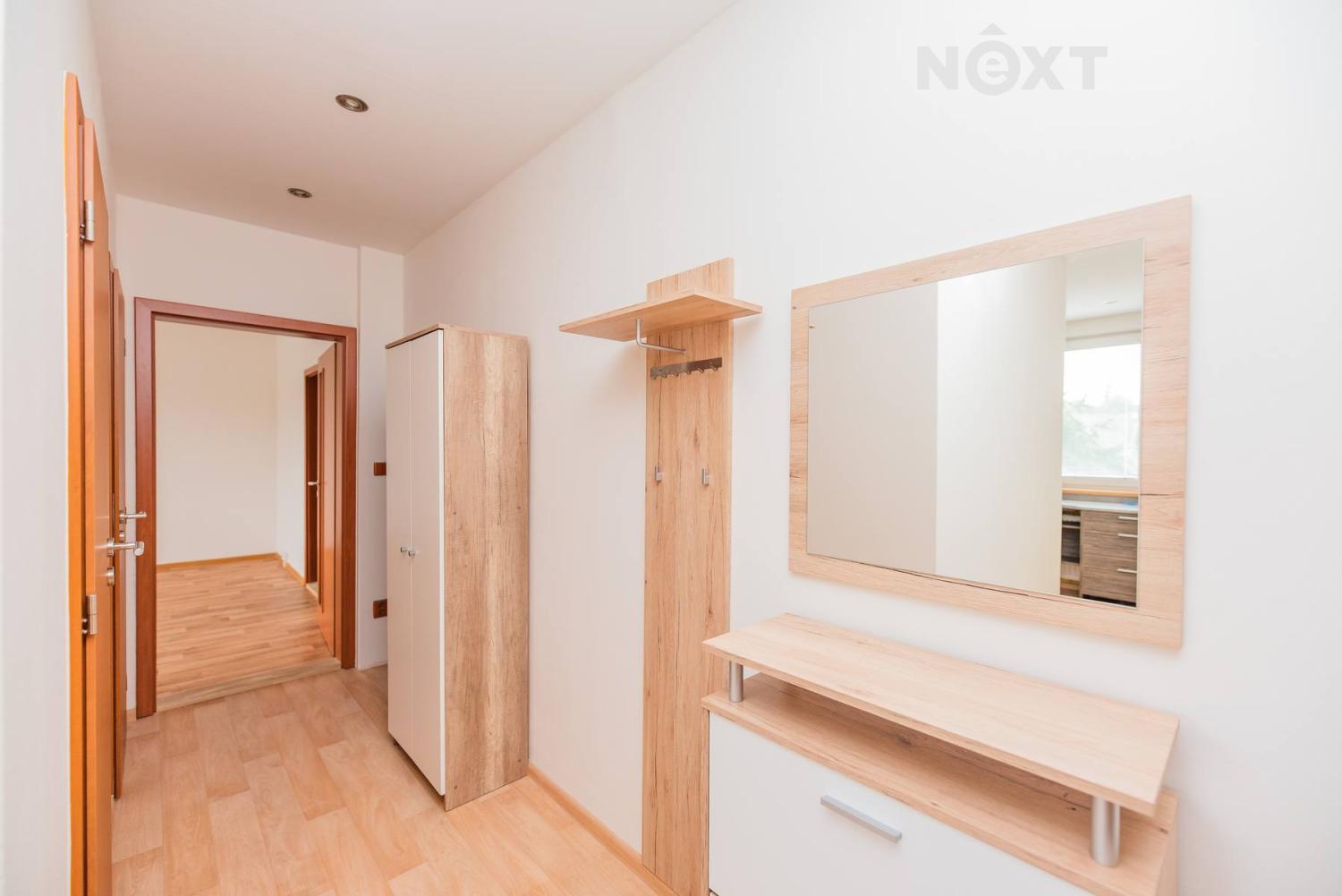 Pronájem byt 3+1, 67㎡