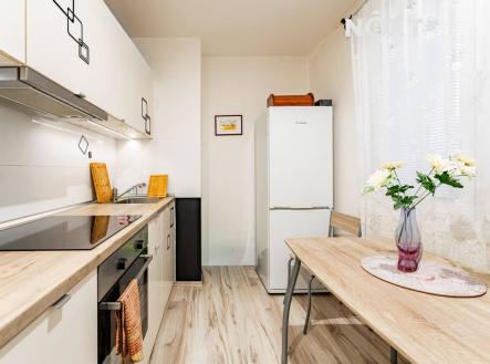 Pronájem bytu, 3+1, 58 m²