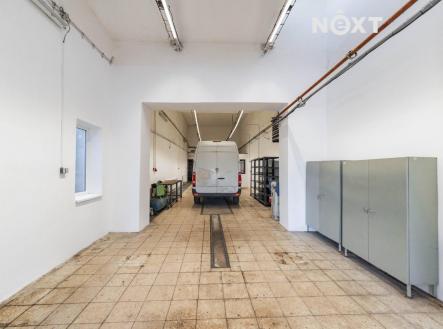 Pronájem komerčního objektu, sklad, 400 m²