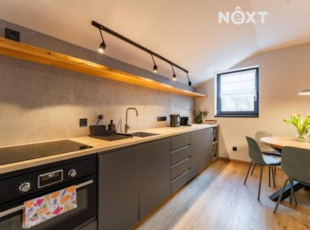 Prodej komerčního objektu, jiný, 1 155 m²