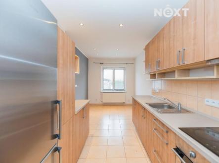 Prodej bytu, 2+1, 74 m²