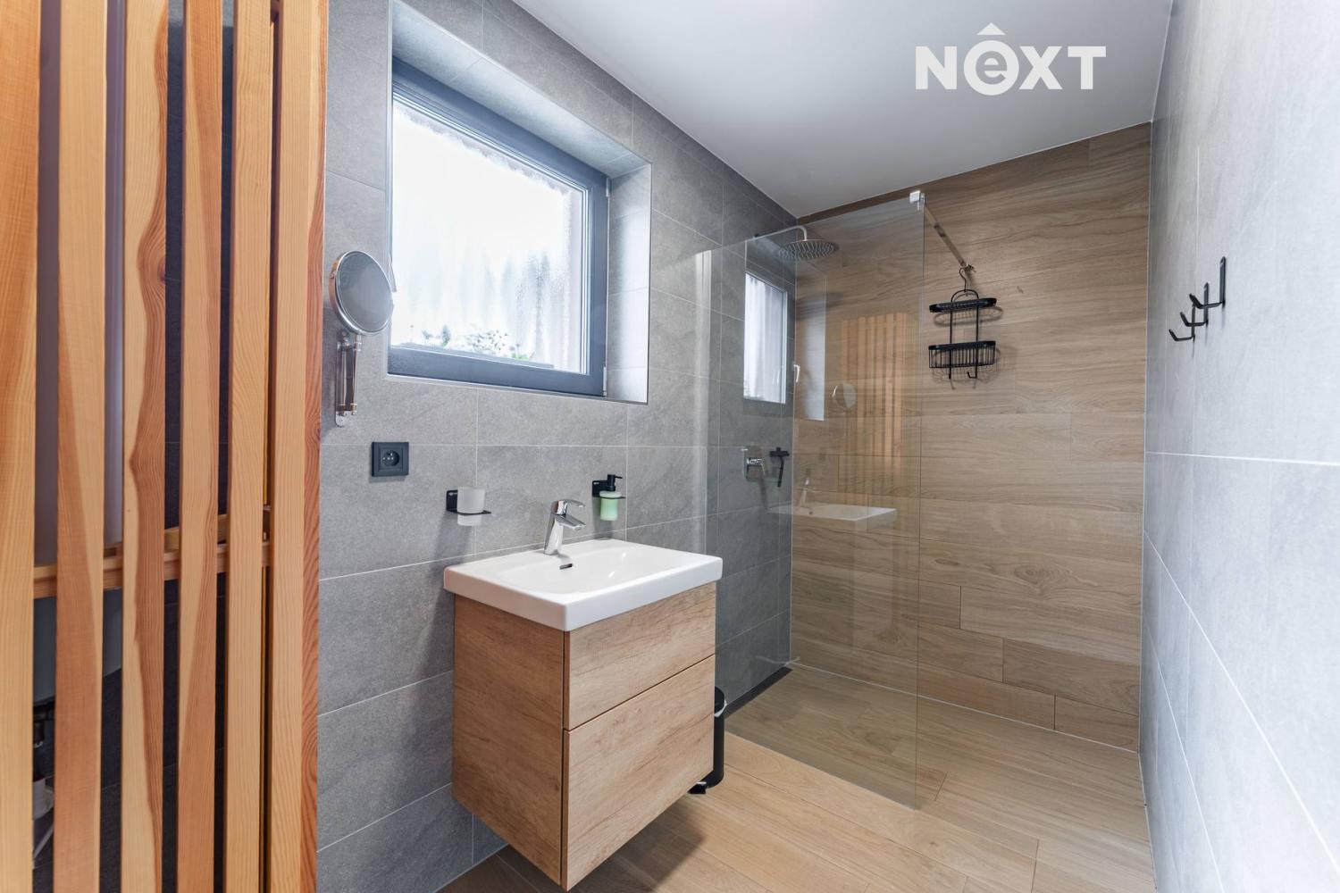 Prodej komerční Apartmány, 57㎡