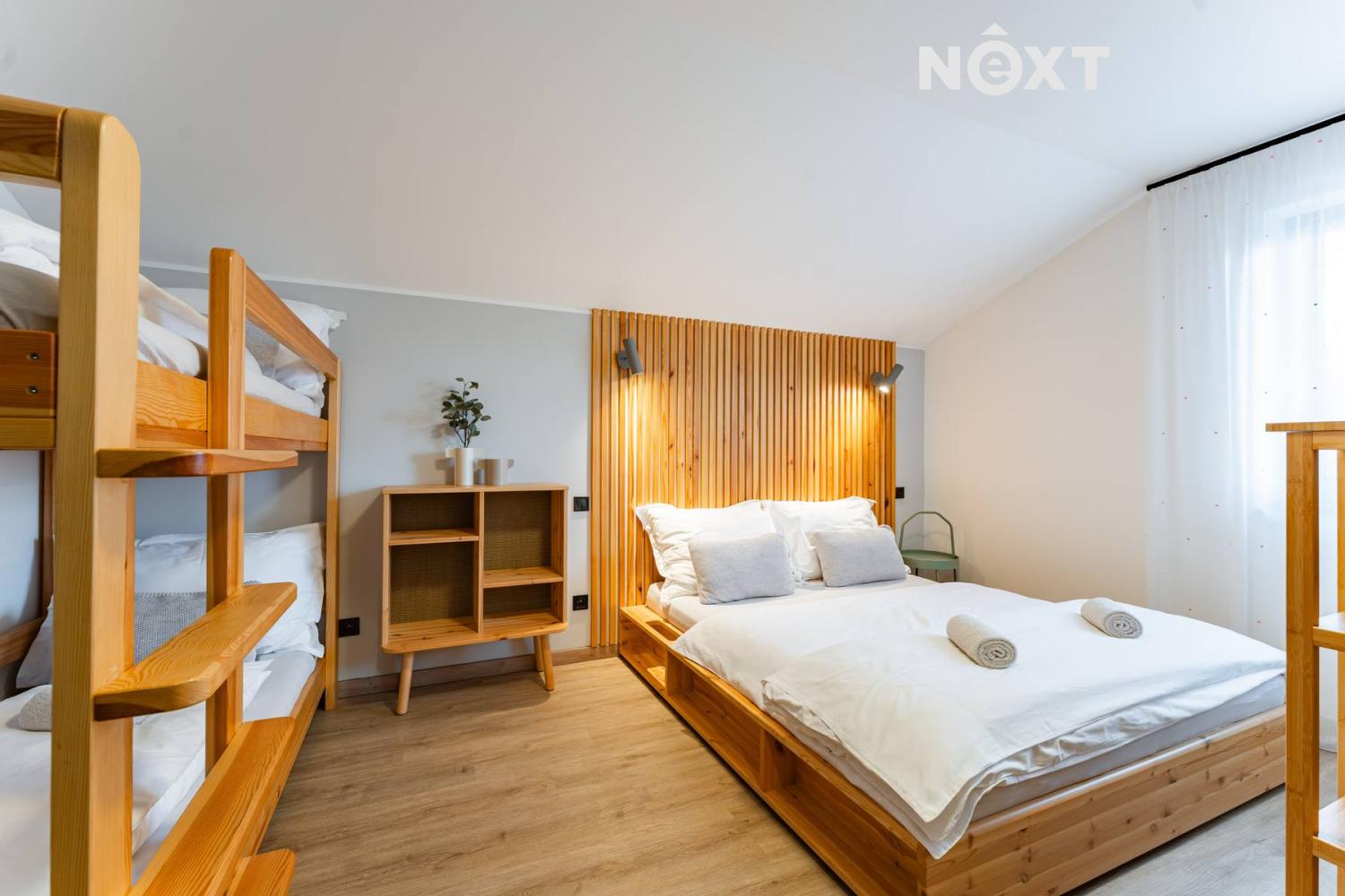 Prodej komerční Apartmány, 57㎡