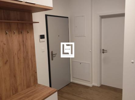 Pronájem bytu, 2+kk, 50 m²