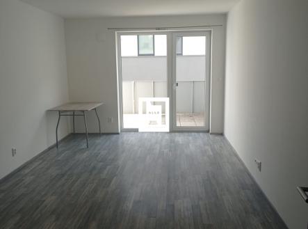 Pronájem bytu, 1+kk, 35 m²