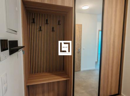 Pronájem bytu, 3+kk, 73 m²