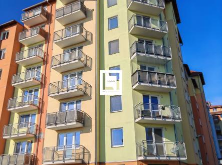 Pronájem bytu, 2+kk, 58 m²