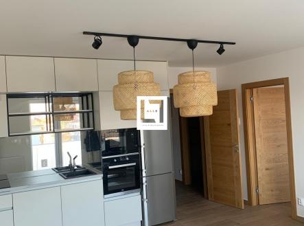 Pronájem bytu, 2+kk, 60 m²