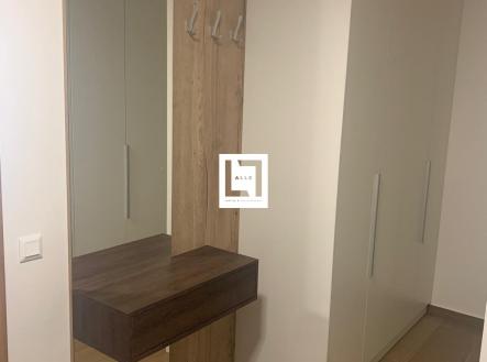 Pronájem bytu, 2+kk, 60 m²