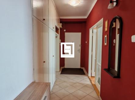 Pronájem bytu, 2+1, 57 m²