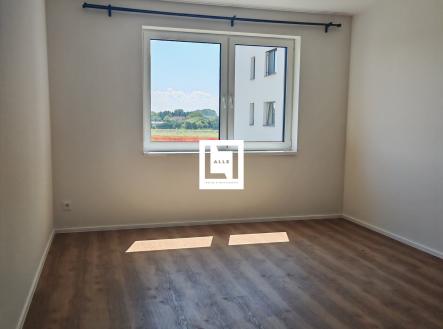 Pronájem bytu, 1+kk, 28 m²