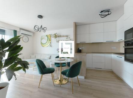 Prodej bytu, 2+kk, 60 m²