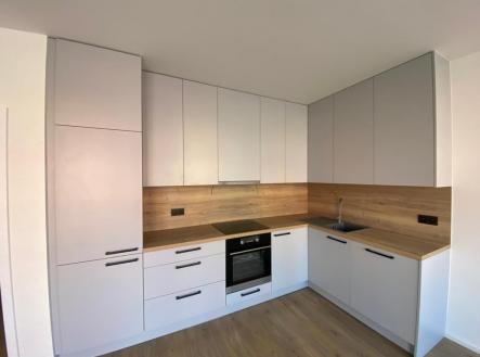 Pronájem bytu, 3+kk, 71 m²