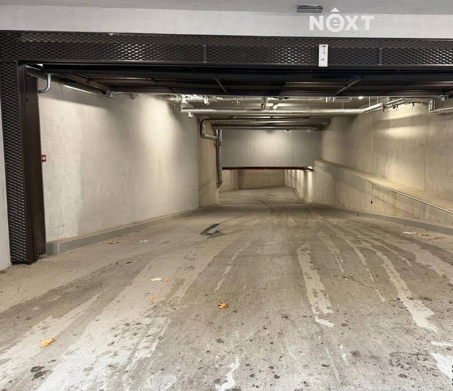 Pronájem ostatní Garáž, 20㎡