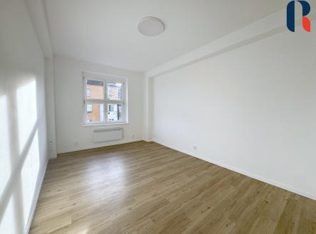Pronájem bytu, 1+kk, 30 m²