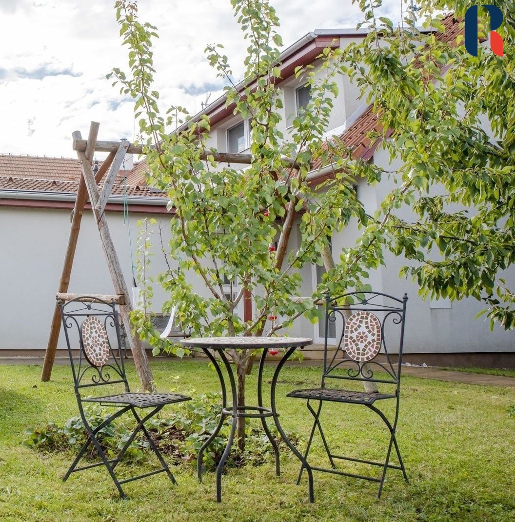 Prodej domu Zeleneč