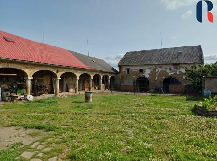 Prodej zemědělského objektu, 5 700 m²