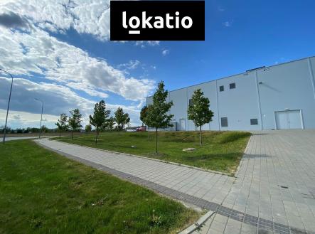 Pronájem komerčního objektu, sklad, 8 994 m²