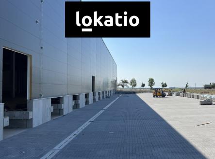 Pronájem komerčního objektu, sklad, 10 800 m²