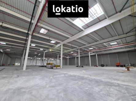 Pronájem komerčního objektu, sklad, 8 426 m²