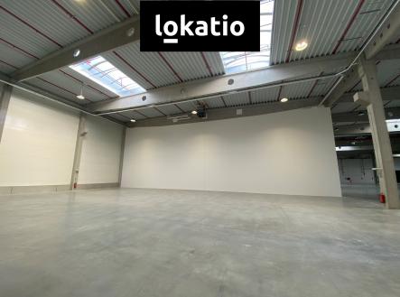 Pronájem - komerční objekt, sklad, 686 m²