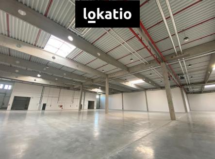 Pronájem - komerční objekt, výroba, 1 800 m²