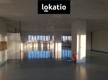 Pronájem - komerční objekt, sklad, 830 m²